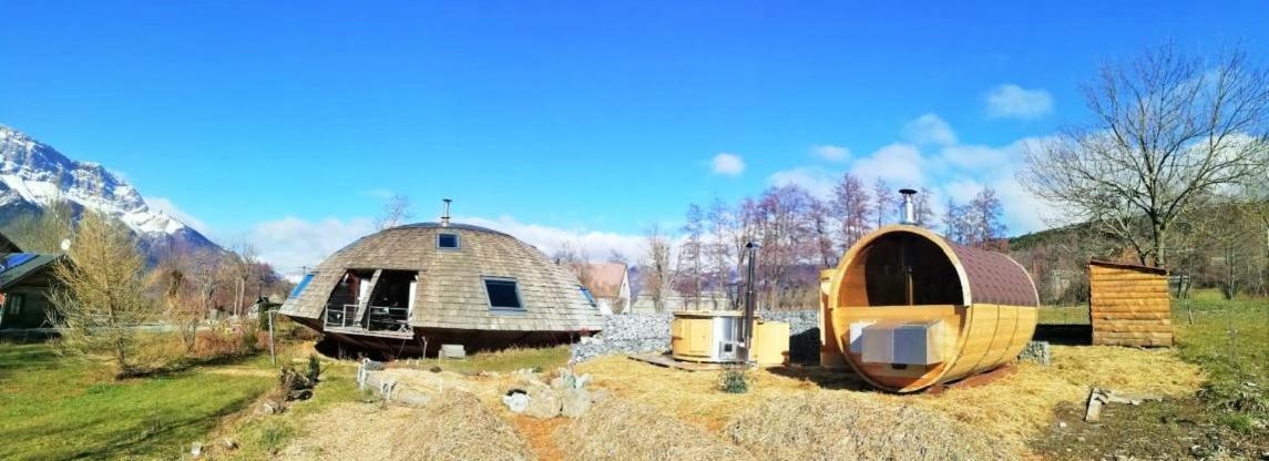 Au-Dela Des Nuages, Maison D'Hotes Insolite & Spa Aubessagne Экстерьер фото