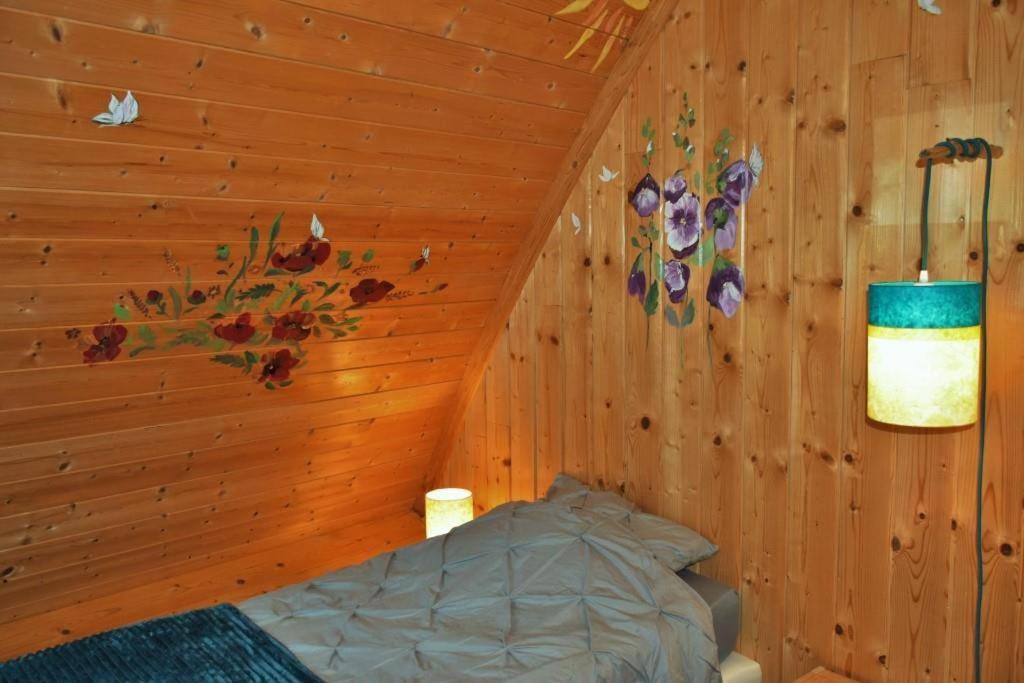 Au-Dela Des Nuages, Maison D'Hotes Insolite & Spa Aubessagne Экстерьер фото